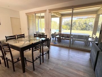 Venta Casa con pileta - Villa Olivos, Ramal Pilar