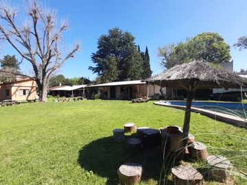 VENTA 3 CASAS EN 4 LOTES C/PISCINA LA LONJA PILAR