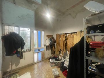 PH EN VENTA UN DORMITORIO A RECICLAR EN LOURDES