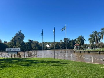 Venta lote interno en Boatcenter con amarra