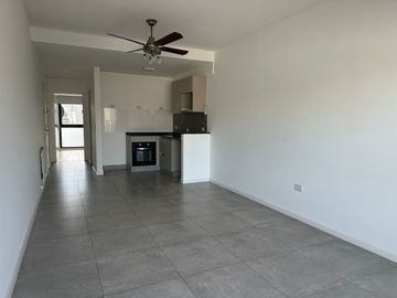 Departamento Alquiler 2 amb con Balcón.