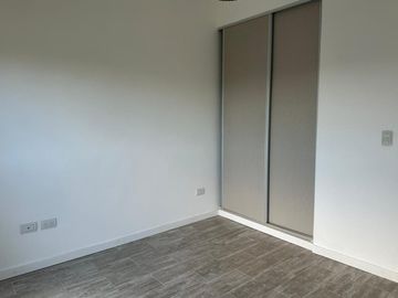 Departamento Alquiler 2 amb con Balcón.