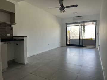 Departamento Alquiler 2 amb con Balcón.