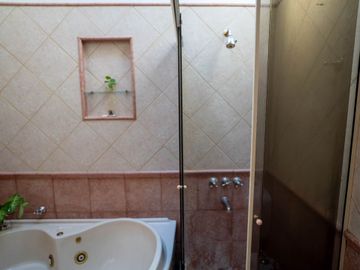 VENTA CASA 4 AMB  PISCINA PARQUE COCH DON BOSCO