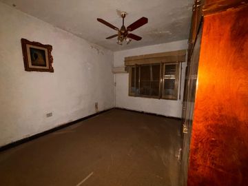 VENTA CASA AL FRENTE CON DEPARTAMENTO BELLA VISTA