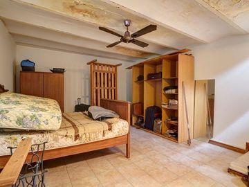 HERMOSA CASA LOTE PROPIO 6 AMB.- VENTA / MONSERRAT