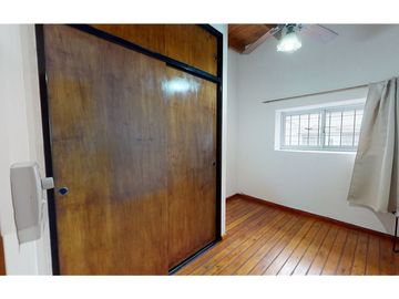 Venta PH al frente 3 hab patio y terraza Boedo