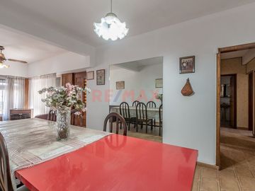 VENTA PH FLORES 5 AMBIENTES 2 TERRAZAS Y COCHERA
