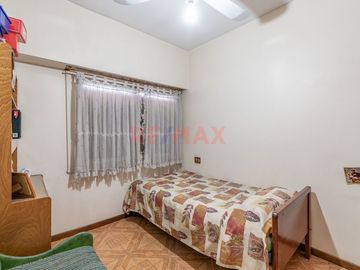 VENTA PH FLORES 5 AMBIENTES 2 TERRAZAS Y COCHERA