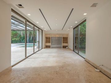 Venta casa 5 ambientes  Pilar Del Viso con pileta