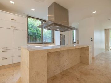 Venta casa 5 ambientes  Pilar Del Viso con pileta