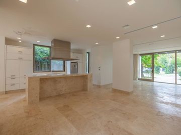 Venta casa 5 ambientes  Pilar Del Viso con pileta