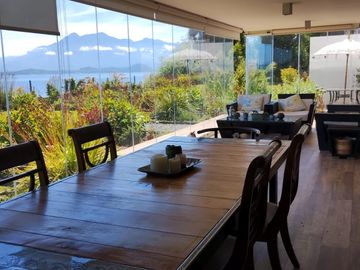 SE ARRIENDA DIARIO ESPECTACULAR DEPARTAMENTO ORILLA DEL LAGO VILLARRICA