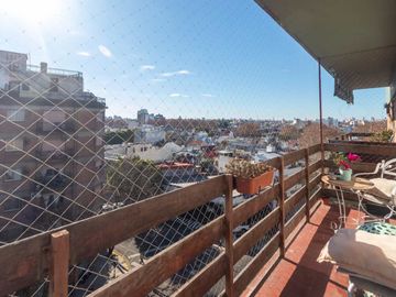 4 amb Duplex 4 baños+balcón+terraza+cochera+frente