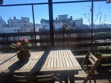 4 amb Duplex 4 baños+balcón+terraza+cochera+frente