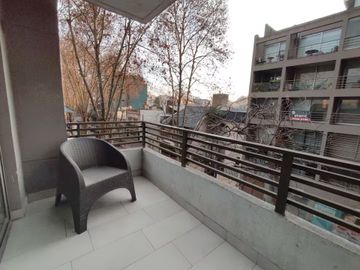 Alquiler dpto dos ambientes Colegiales. Amueblado