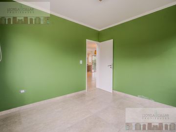 Alquiler - Casa de 5 ambientes - Santo Domingo - Canning