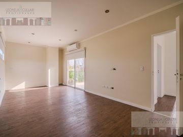 Alquiler - Casa de 5 ambientes - Santo Domingo - Canning