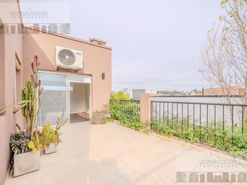 Alquiler - Casa de 5 ambientes - Santo Domingo - Canning