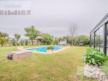Alquiler - Casa de 5 ambientes - Santo Domingo - Canning