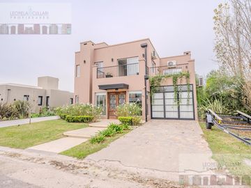 Alquiler - Casa de 5 ambientes - Santo Domingo - Canning