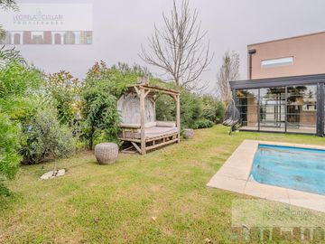 Alquiler - Casa de 5 ambientes - Santo Domingo - Canning