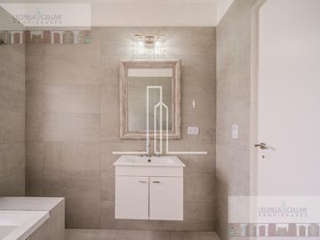 Alquiler - Casa de 5 ambientes - Santo Domingo - Canning