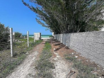 VENTA TERRENO PLAYA 2 FILA CHICXULUB MAREAS PRIVADA RESIDENCIAL