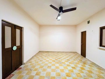 VENTA CASA MERIDA CENTRO CERCA PARQUE LA PLANCHA