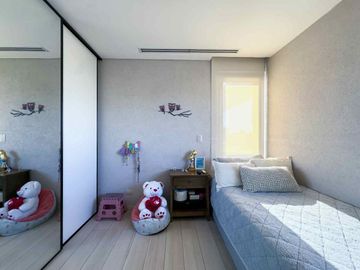 CASA 5 AMBIENTES EN VENTA EN LAGOS DE CANNING