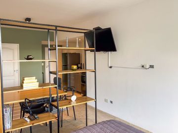 VENTA DEPTO MONOAMBIENTE AMOBLADO, VILLA LURO