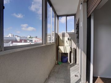 VENTA DEPARTAMENTO 3 AMBIENTES BALCON FLORES