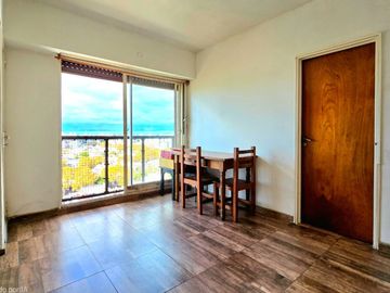 Vta Dpto 2 ambientes balcón en Villa Gral. Mitre