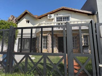 VENTA CASA 5 AMB DON TORCUATO APTO CREDITO PILETA