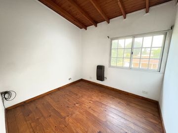 VENTA CASA 5 AMB DON TORCUATO APTO CREDITO PILETA