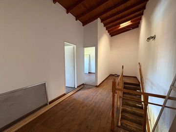 VENTA CASA 5 AMB DON TORCUATO APTO CREDITO PILETA