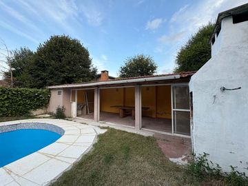 VENTA CASA 5 AMB DON TORCUATO APTO CREDITO PILETA