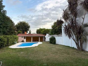 VENTA CASA 5 AMB DON TORCUATO APTO CREDITO PILETA