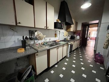 EXCELENTE CASA EN ADROGUE, 5 AMBIENTES