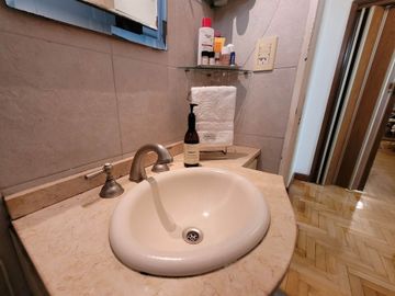 VENTA DEPTO 3 AMB CON DEPENDENCIA EN SAN CRISTOBAL