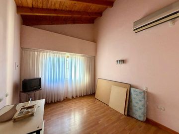 CASA  APTA CREDITO EN SAAVEDRA 1021
