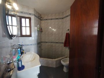 VENTA Casa Multifamiliar 5 Amb, José León Suárez