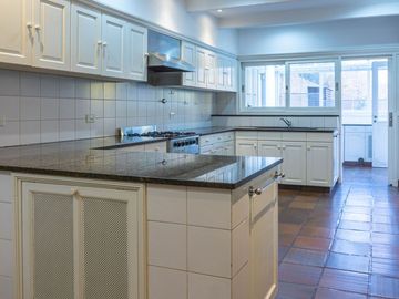 CASA EN VENTA MARTINEZ LIBERTADOR AL RIO