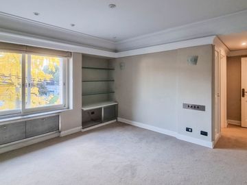 CASA EN VENTA MARTINEZ LIBERTADOR AL RIO