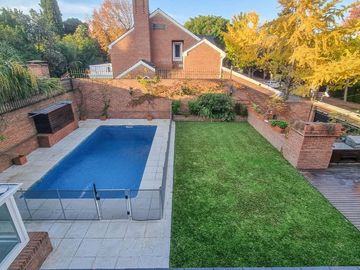 CASA EN VENTA MARTINEZ LIBERTADOR AL RIO