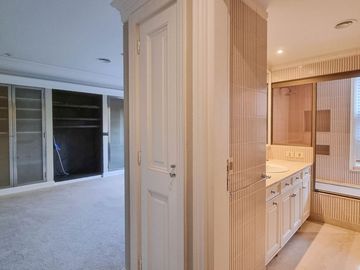 CASA EN VENTA MARTINEZ LIBERTADOR AL RIO