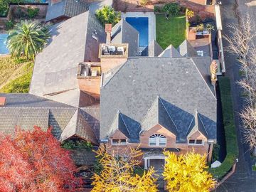 CASA EN VENTA MARTINEZ LIBERTADOR AL RIO