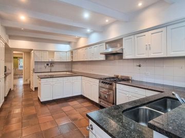 CASA EN VENTA MARTINEZ LIBERTADOR AL RIO
