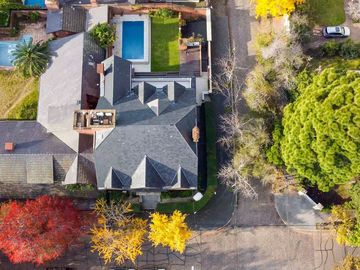 CASA EN VENTA MARTINEZ LIBERTADOR AL RIO