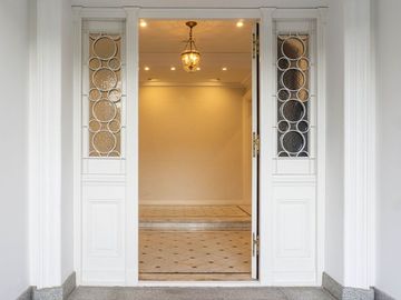 CASA EN VENTA MARTINEZ LIBERTADOR AL RIO
